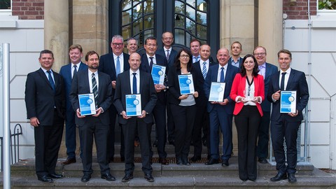 Innovationspreis der Assekuranz 2016: Sechs Produkte begeistern die Jury