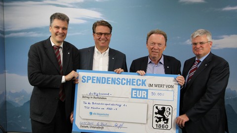 Die Bayerische spendet 30.000 Euro an den Behindertensport des TSV 1860 München