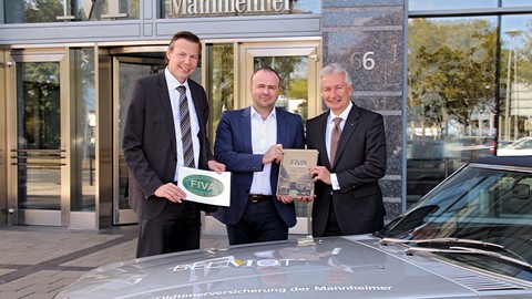 FIVA Weltverband für historische Automobile nimmt ersten Versicherer auf Mannheimer Versicherung mit Marke BELMOT® Mitglied