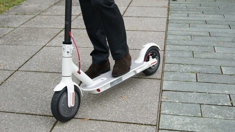 Württembergische versichert E-Scooter 