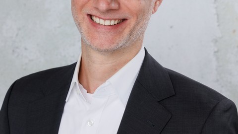 Digitalversicherer helden.de beruft Fabian Engel zum neuen Chief Marketing Officer und plant weitere Produkte