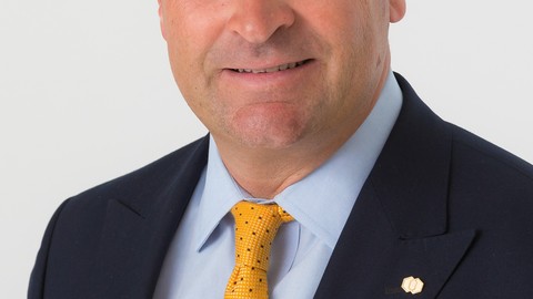 Stefan Nill für weitere drei Jahre im „Board of Directors“ von Assurex Global bestätigt