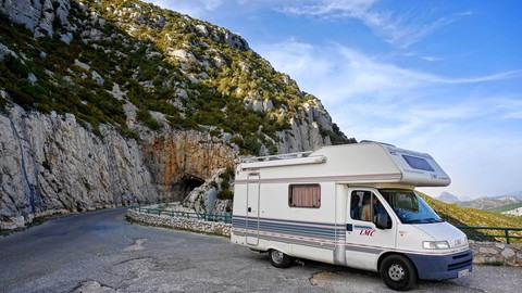 Neuer Kfz-Tarif der Itzehoer bietet Campern und Landwirten noch mehr Schutz