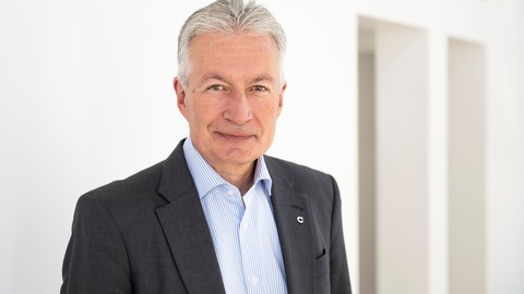 Continentale-Studie 2025: Kundenservice – Wie Versicherte ticken und was Vermittler denken