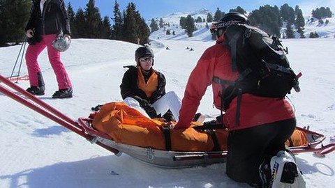 Teurer Spaß in Italien und Südtirol: Bußgeld bei fehlender Haftpflichtversicherung im Skiurlaub