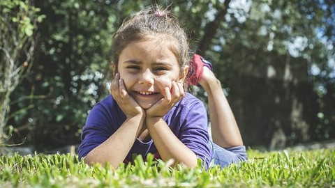 Schutz von Kindern: Rauchen im Auto kann im Ausland richtig teuer werden