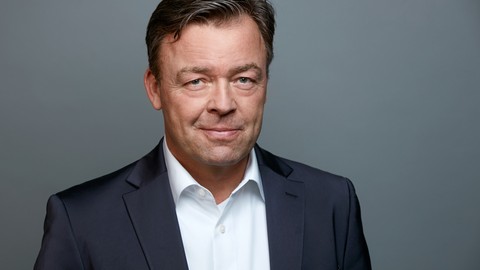 Christian Hein neuer Leiter des AXA Exklusivvertriebs 