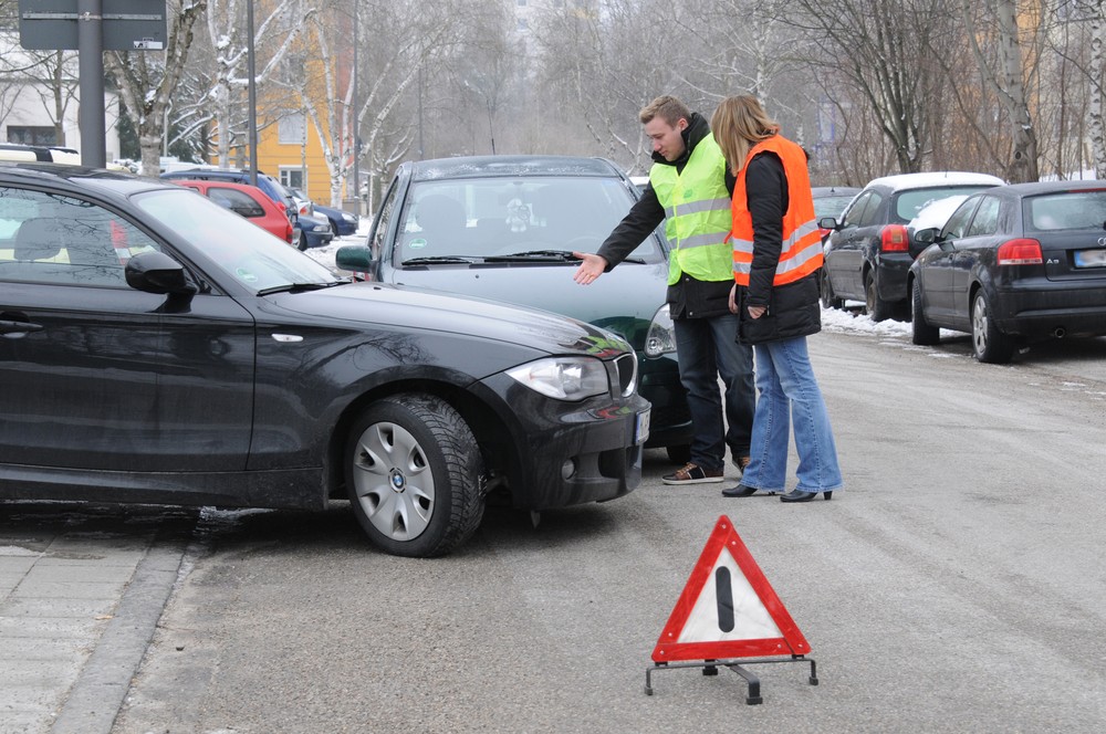 Unfall mit dem Dienstwagen - Wer haftet für Schäden?