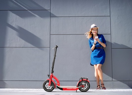 Exklusiver Schutz: Zurich versichert die ersten offiziell zugelassenen E-Scooter Modelle