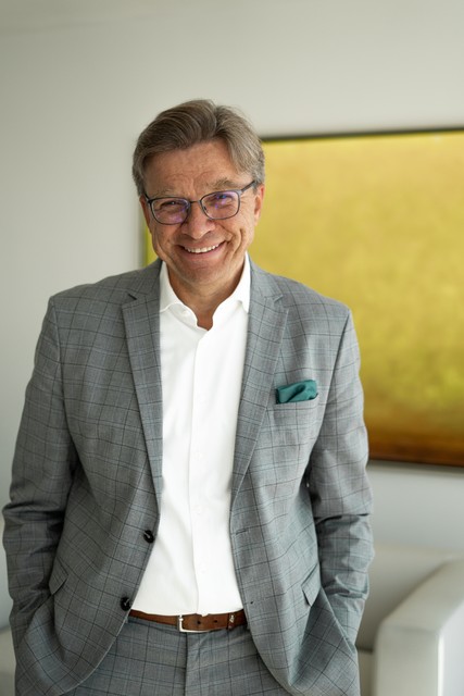 Hartmut Goebel - Vorstand germanBroker.net AG